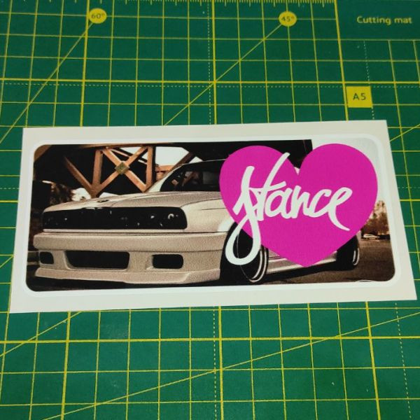 Виниловая наклейка стикер на автомобиль - Stance BMW E30 Виниловая наклейка стикер на автомобиль - Stance BMW E30